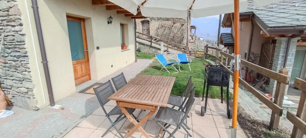 Ferienwohnung Casa Alpina - Sarre Aosta Exterior foto